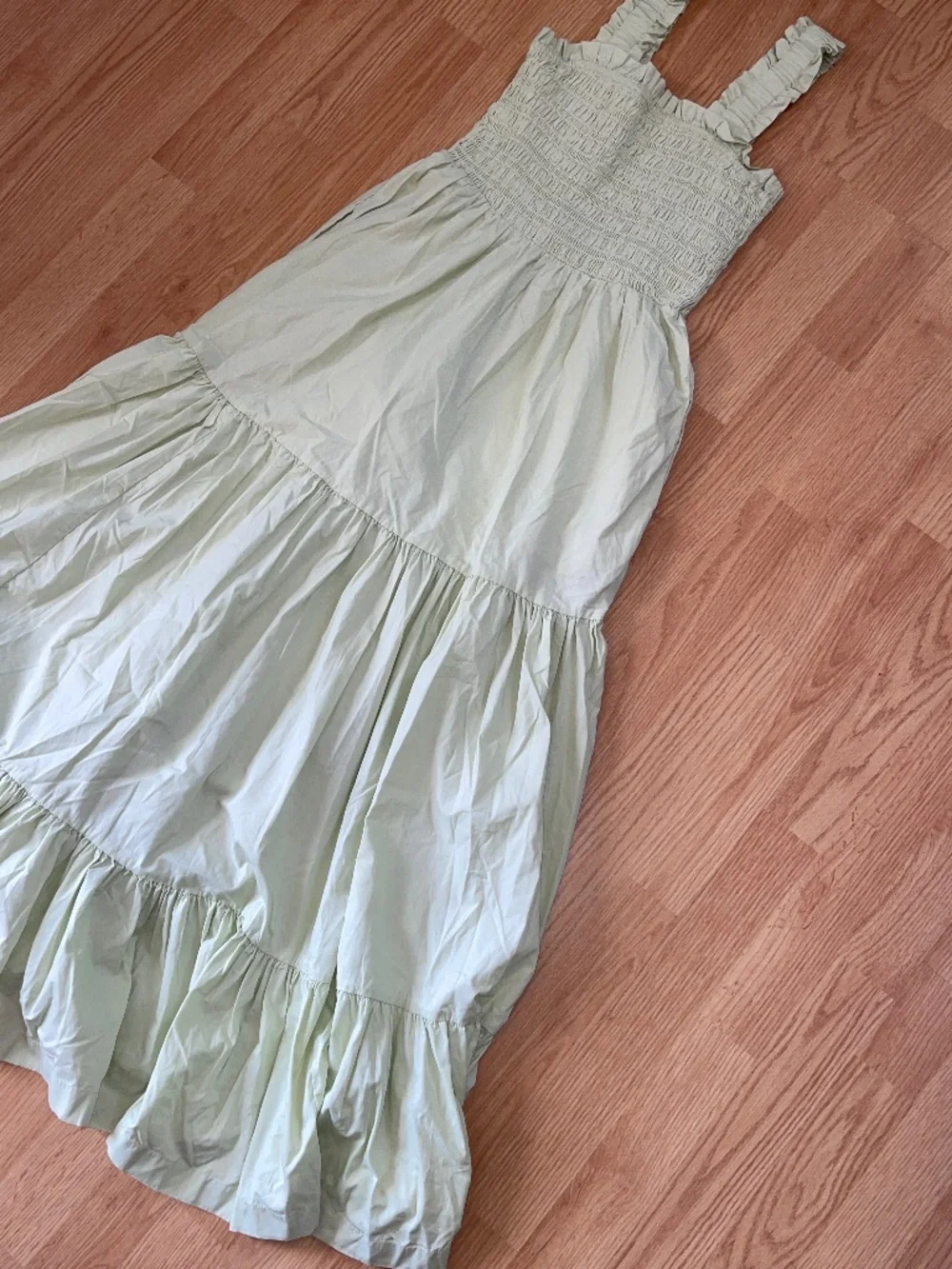 Abercrombie & Fitch Light Green Smocked Sleeveless Tiered Maxi Dress Size Medium - Picture 4 of 15